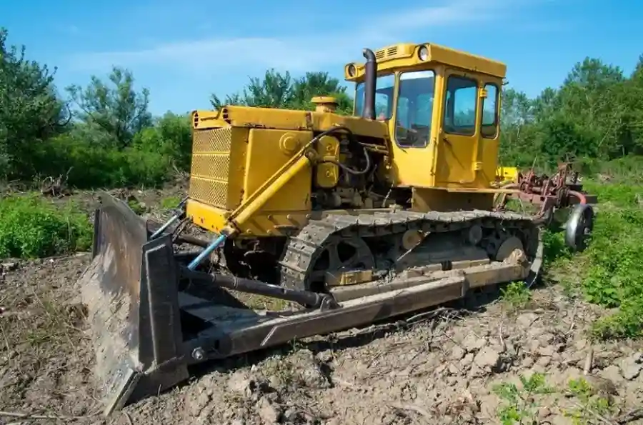 How Excavating Contractors Handle Utility Line Challenges Safely Sebastian, FL How Excavating Contractors Handle Utility Line Challenges Safely Sebastian, FL